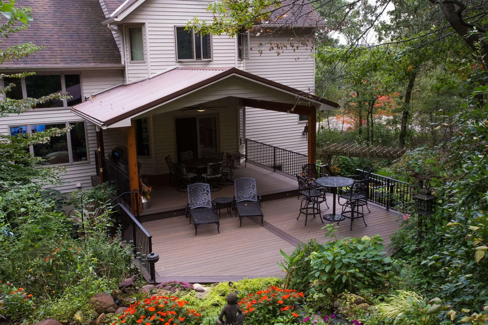 Trex deck after inver grove heights MN by BN Builders